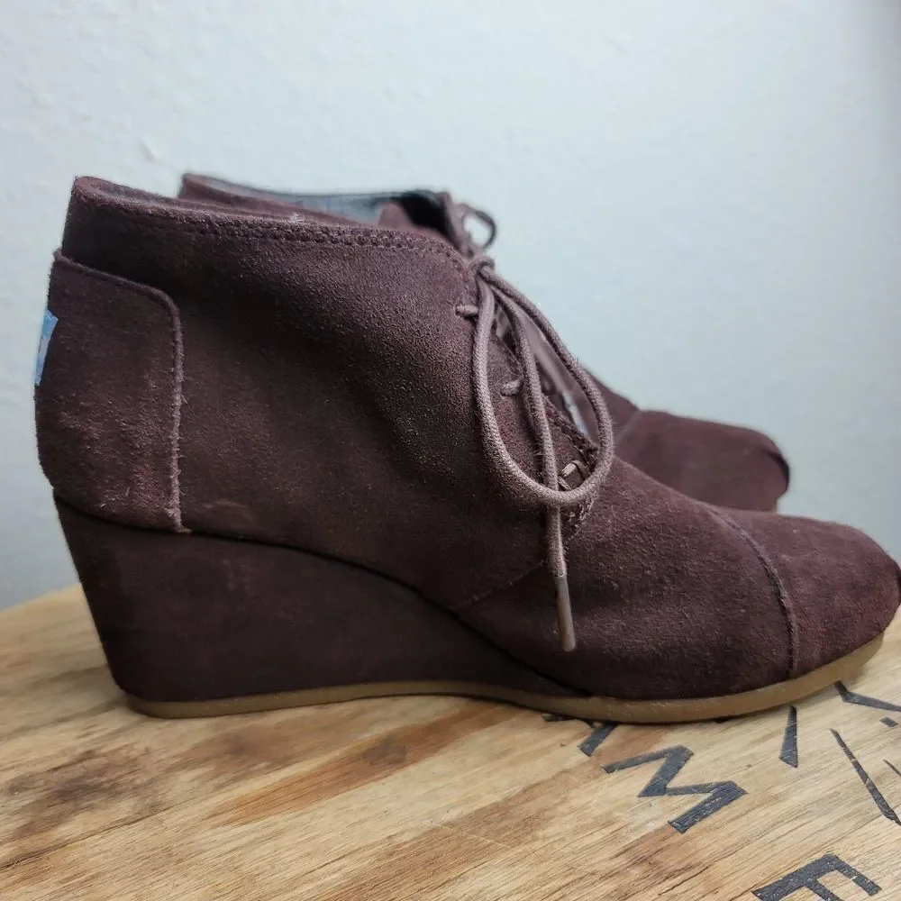 Toms suede desert wedge ankle booties chocolate